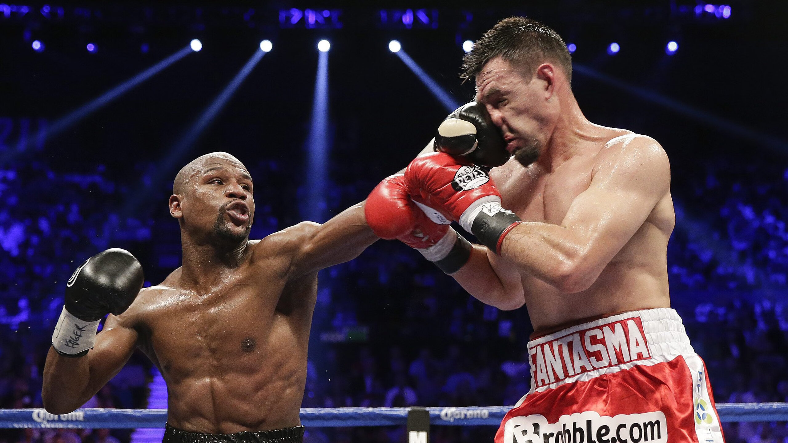 羽毛球青训营选拔赛 多位小球员凭意识与步伐脱颖而出